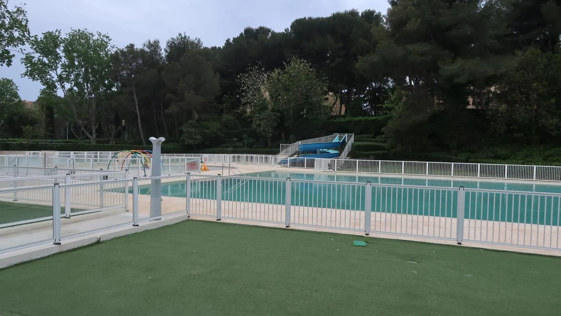 Domaine Coudouliere Avec Piscine Apartment Six-Fours-les-Plages